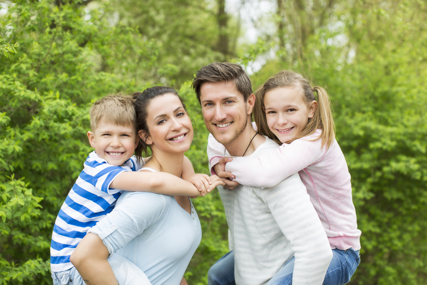 So fröhlich könnte auch Ihre Familie sein ! So fröhlich könnte auch Ihre Familie sein !